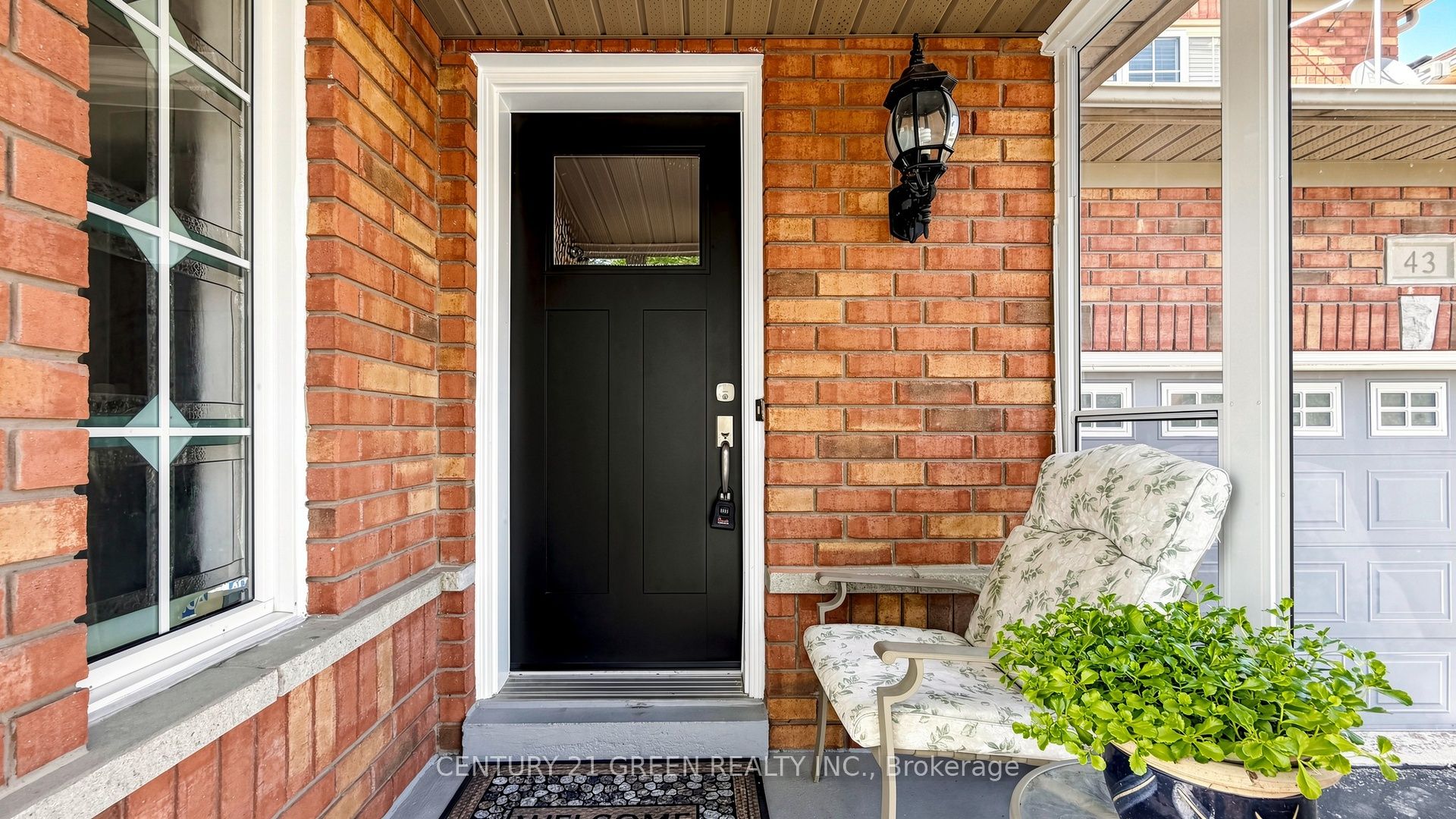 43 Hollowgrove Boulevard, Brampton, ON, L6P 1B1 photo 4