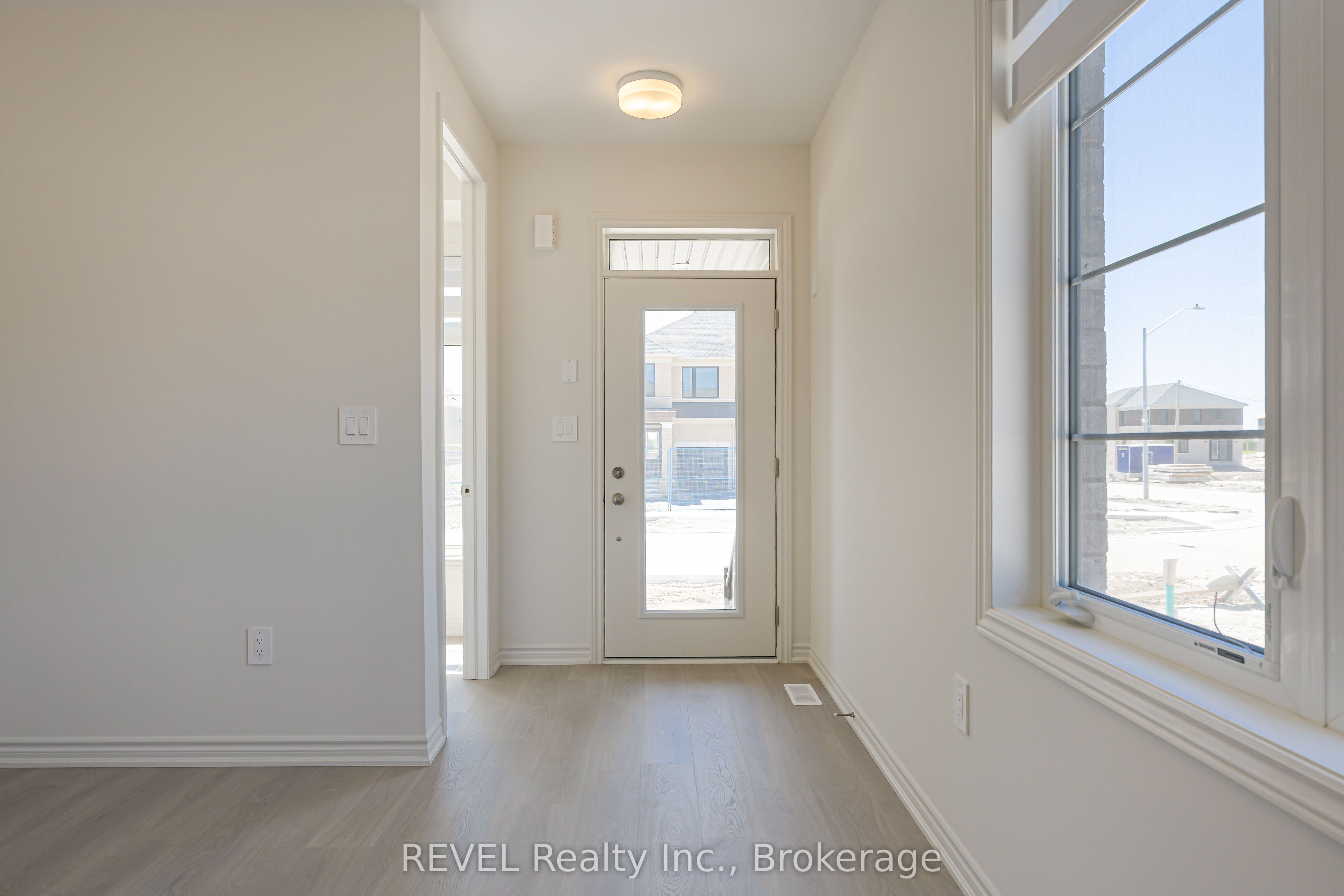 6 Rackham Lane, Clarington, ON, L1E 0M3 photo 3