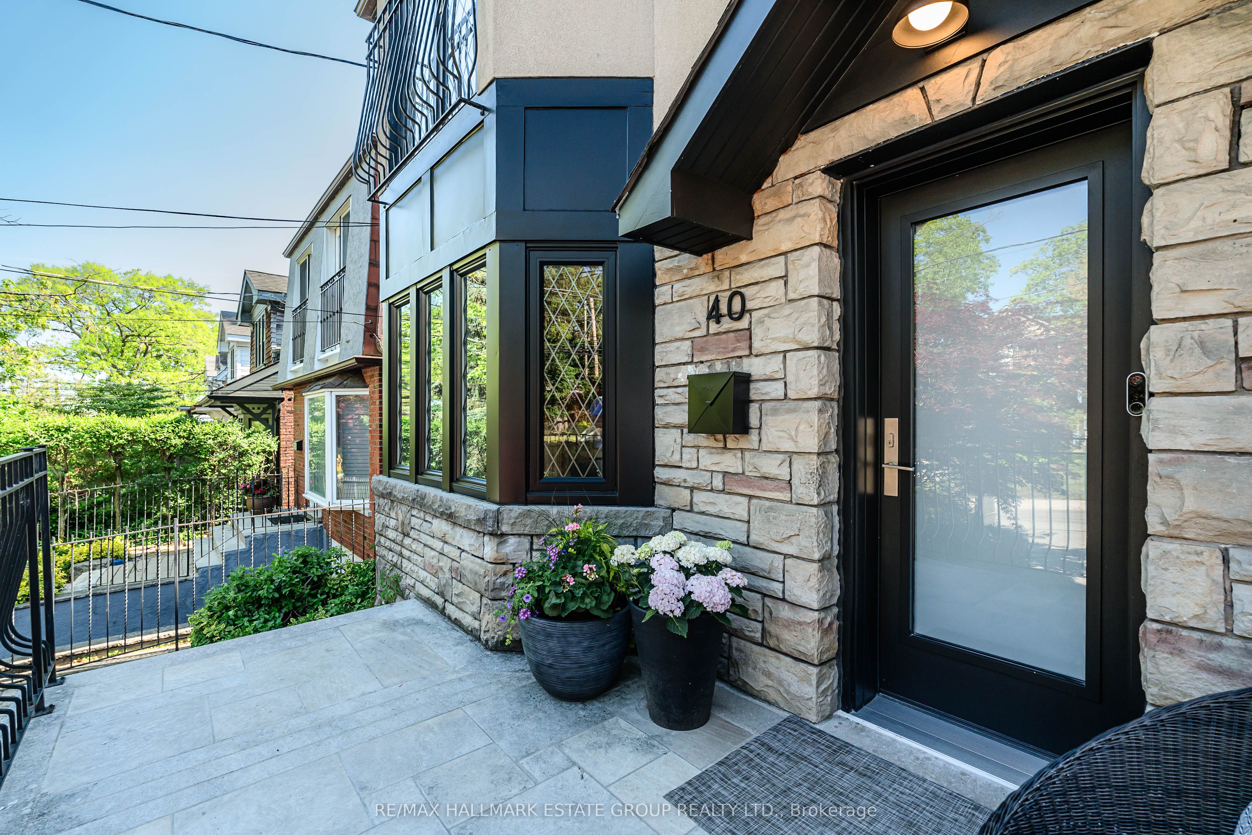 40 Courcelette Road, Toronto, ON, M1N 2S8
