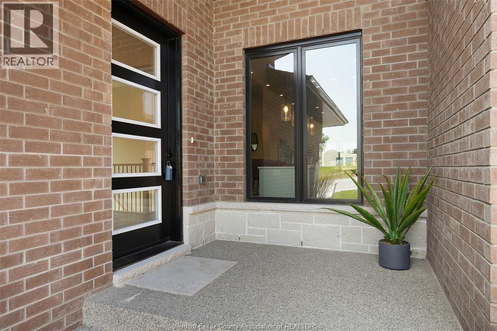 668 Lily Mac Boulevard, Windsor, ON, N6E3N7 photo 5