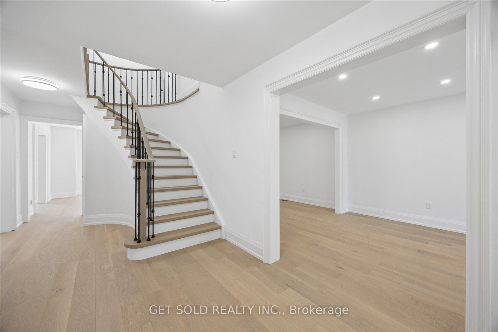 181 Brownridge Drive, Vaughan, ON, L4J 7E4 photo 5
