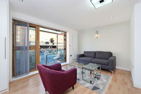 Nijjer House, Commercial Road, Whitechapel, London E1