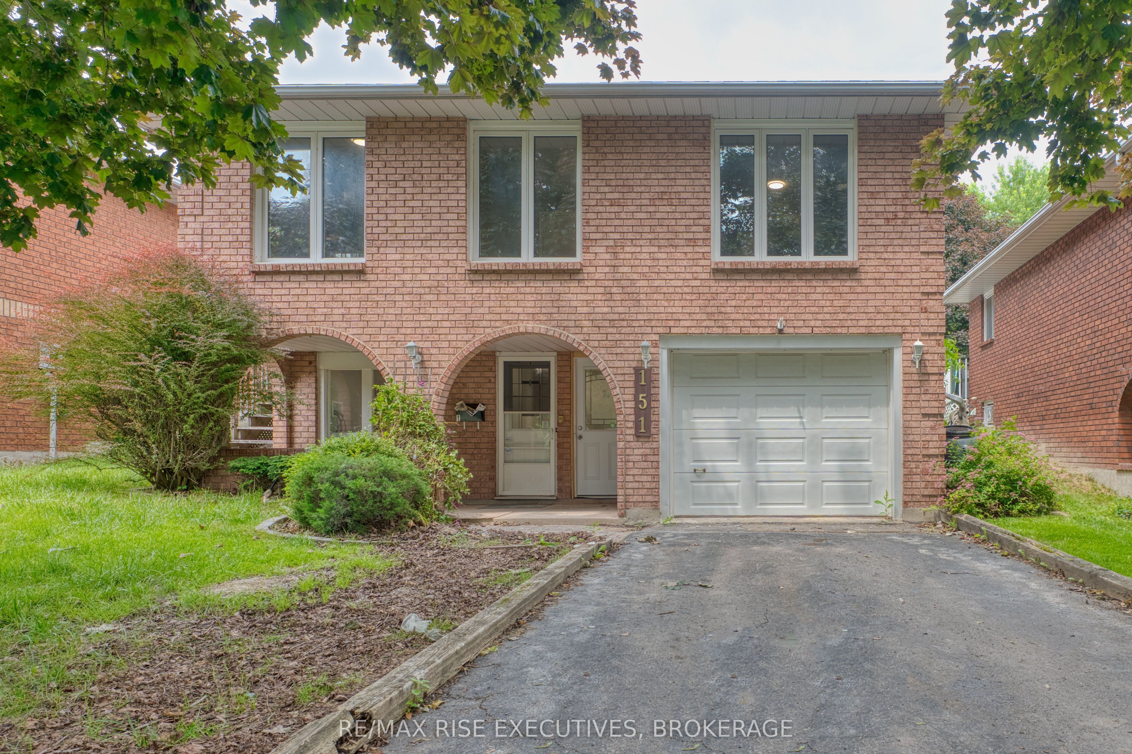 2-151 Dauphin Avenue, Kingston, ON, K7K 6W3