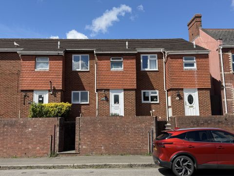 Exwick Road, Exwick EX4