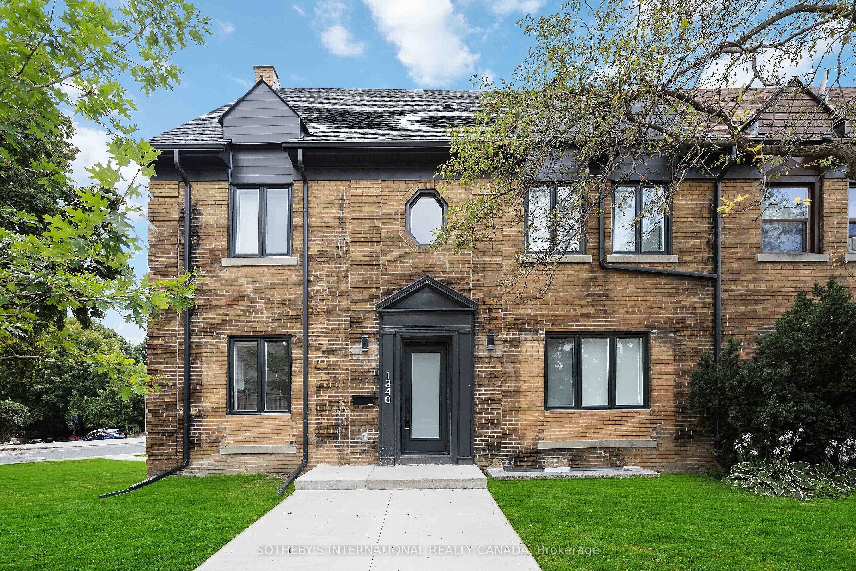 B-1340 Avenue Road, Toronto, ON, M5N 2H2