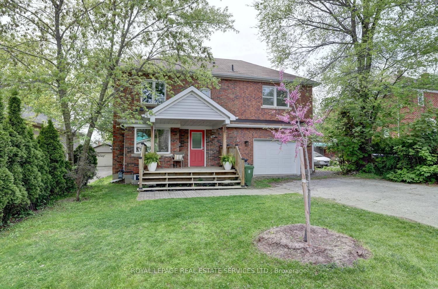 80 Thirty-seventh Street, Toronto, ON, M8W 3L8