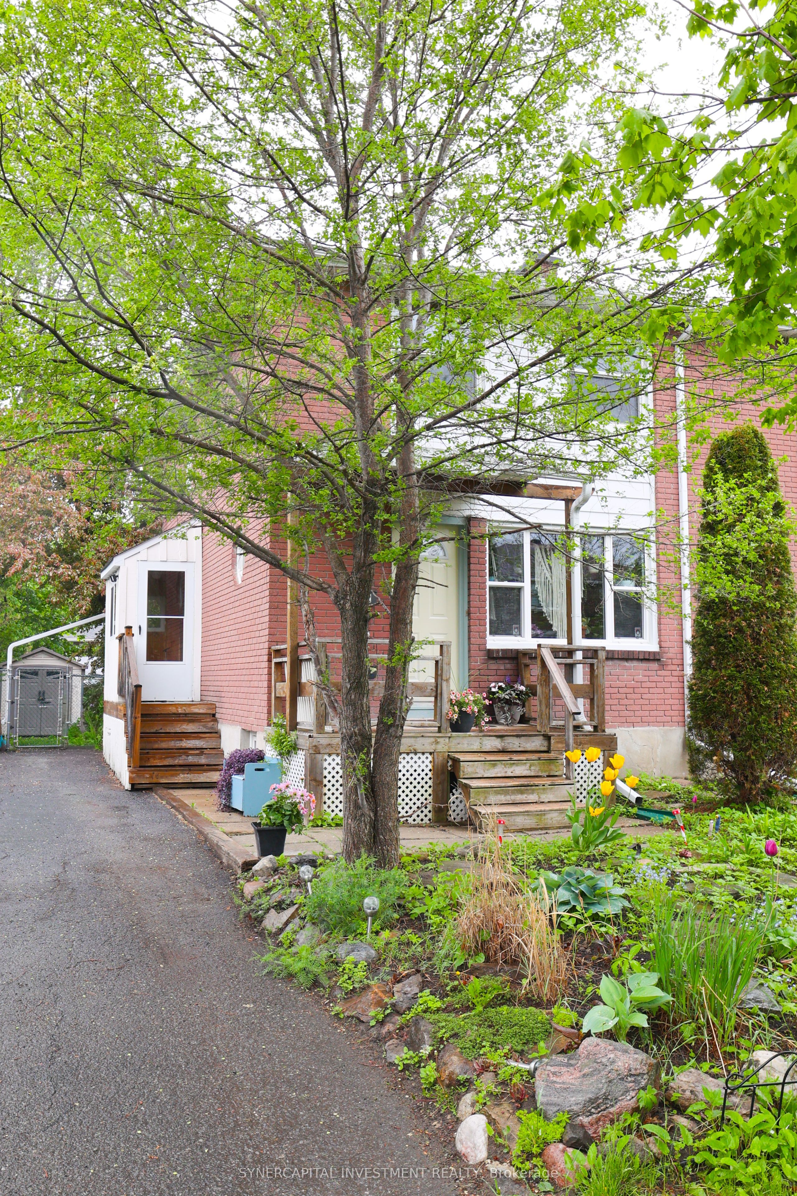 2502 Clementine Boulevard, Ottawa, ON, K1V 8E4