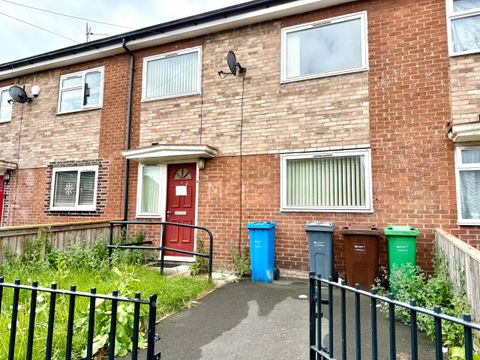 Room 1 Milnrow Close, Manchester M13, Room to rent