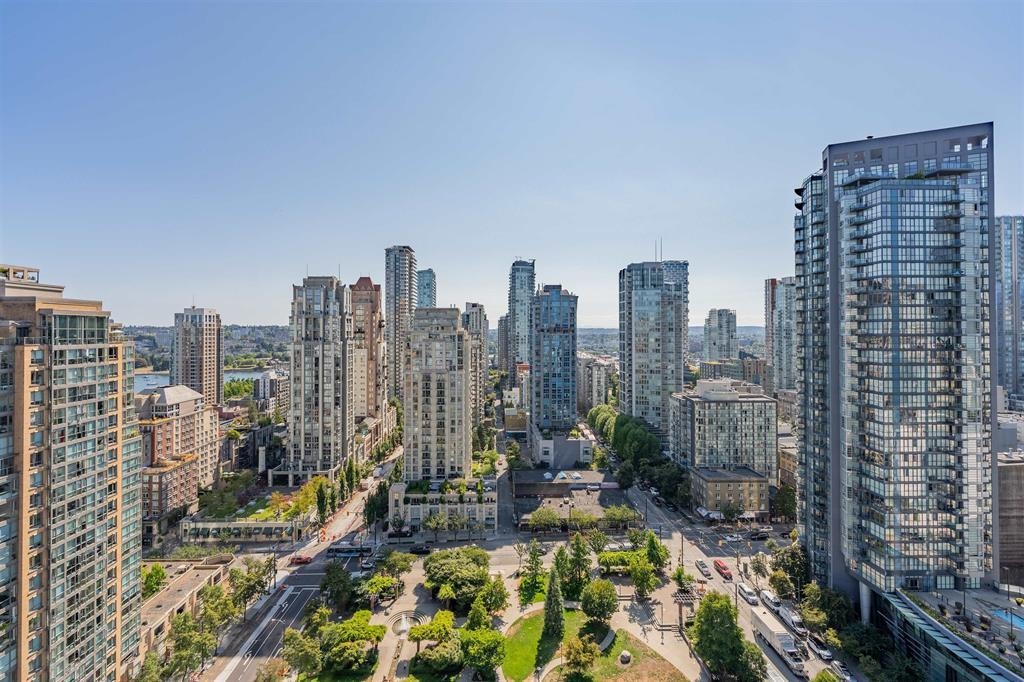 Additional image 4 of 2109-1111 Richards Street, Vancouver, BC, V6B 0S3
