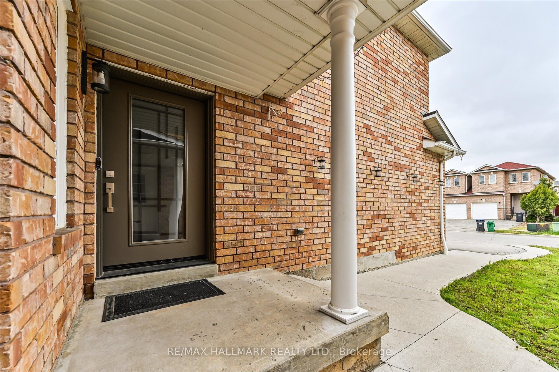 5936 Candlebrook Court, Mississauga, ON, L5V 2V5 photo 3