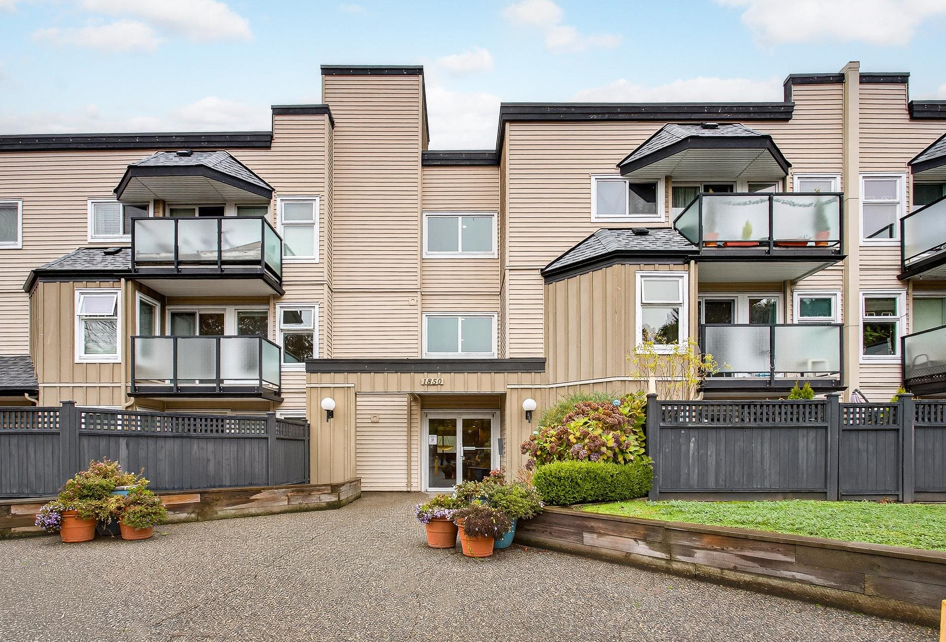 Additional image 4 of 213-1850 Southmere Crescent, Surrey, BC, V4A 6Y6