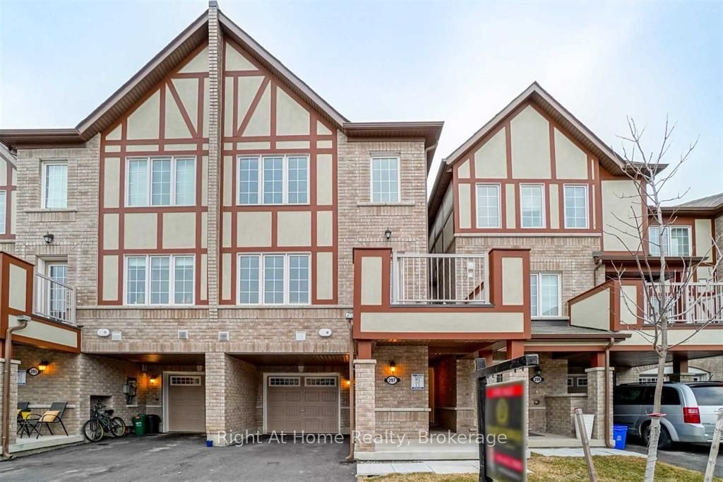 297 Murlock Heights, Milton, ON, L9E 1C3