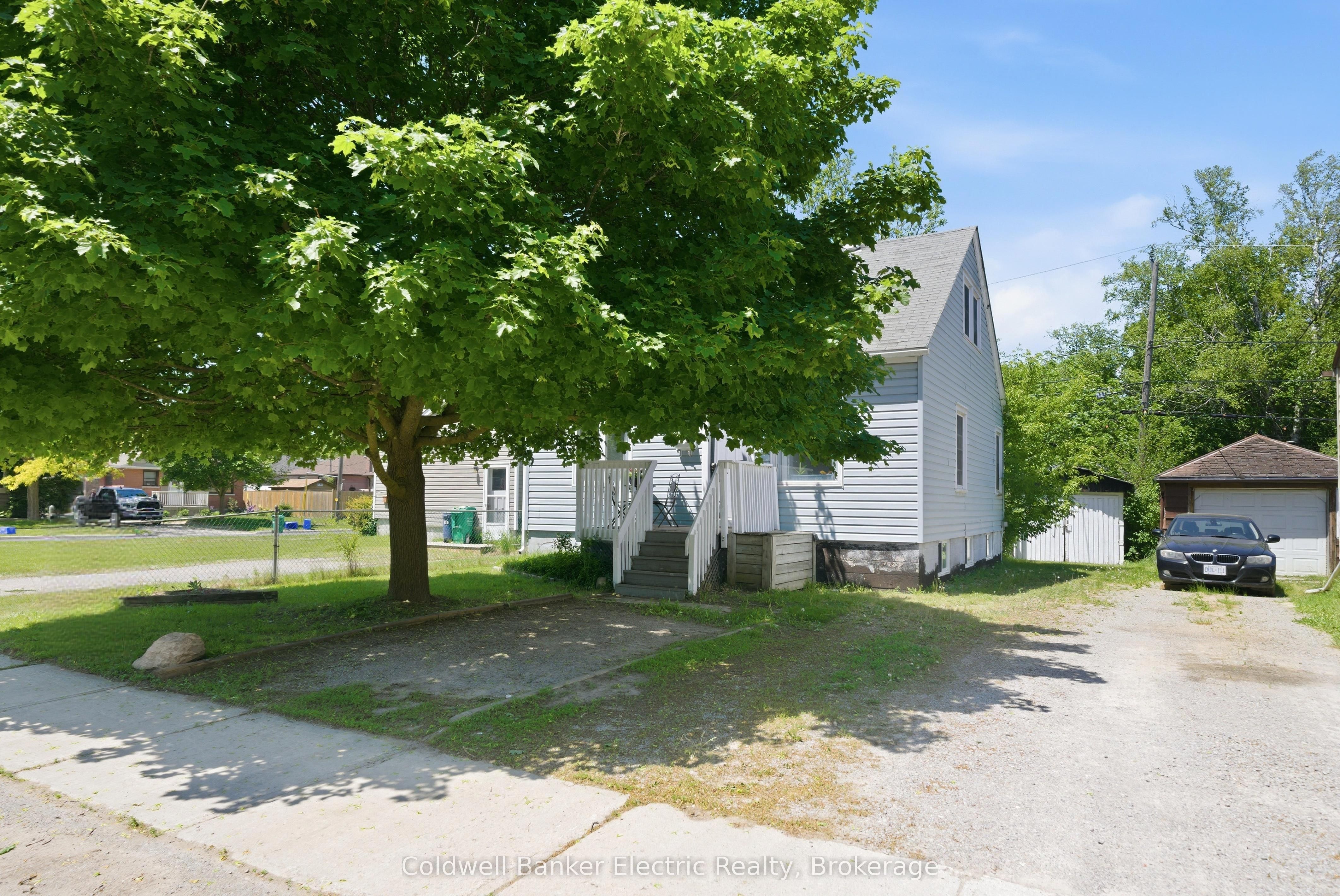 780 Brown Street, Peterborough, ON, K9J 4K8 photo 2