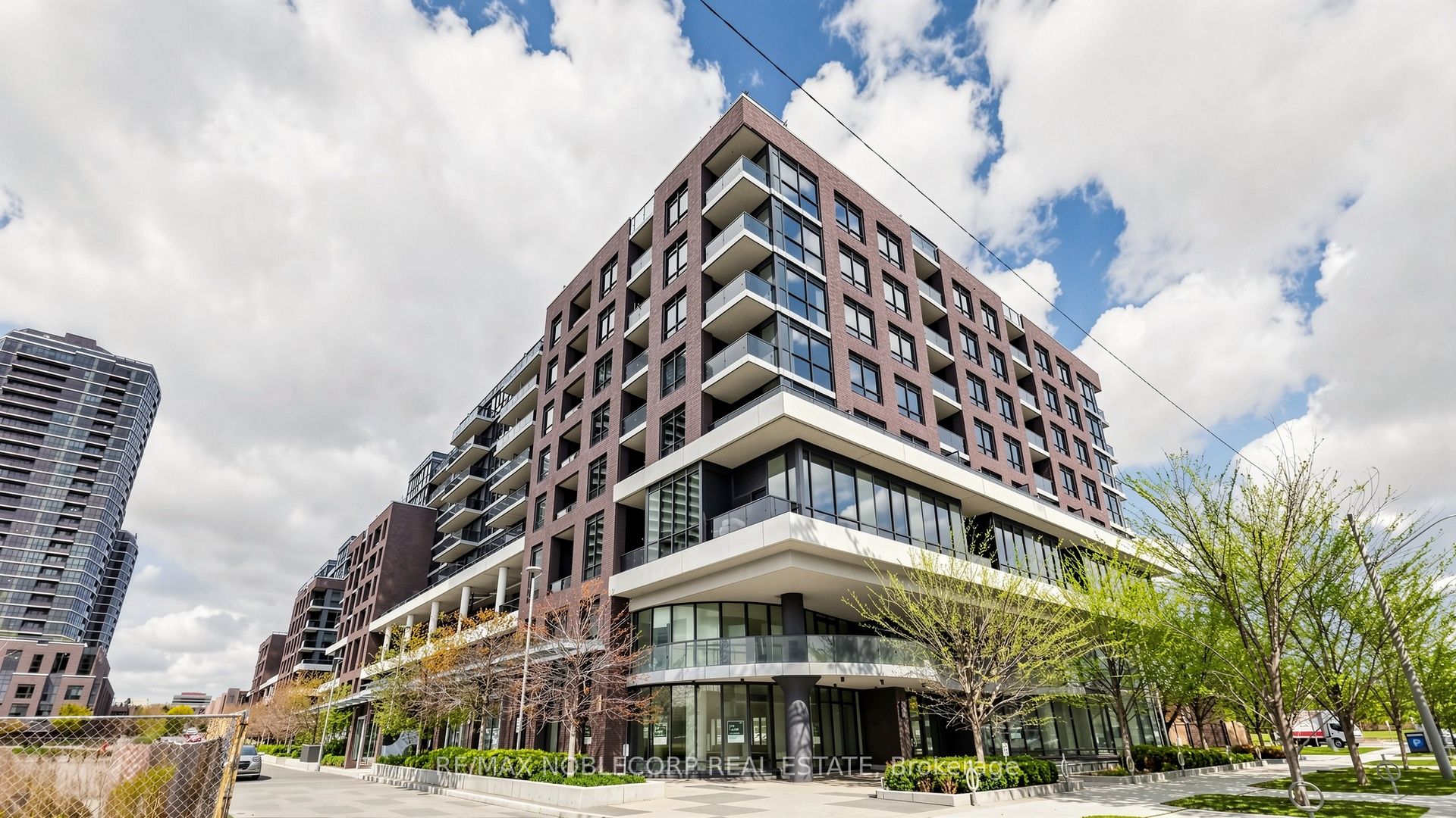616-10 Gibbs Road, Toronto, ON, M9B 0E2