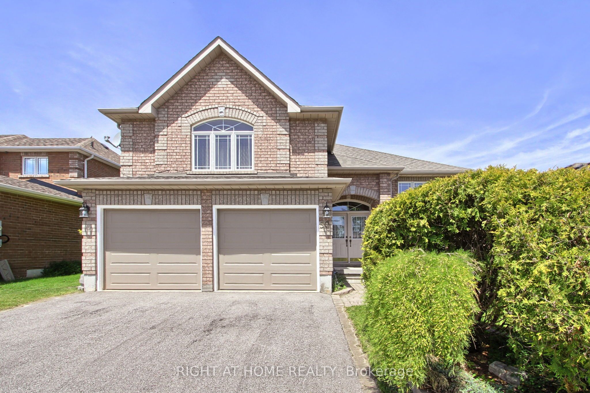 50 Dovedale Drive, Georgina, ON, L4P 4C7