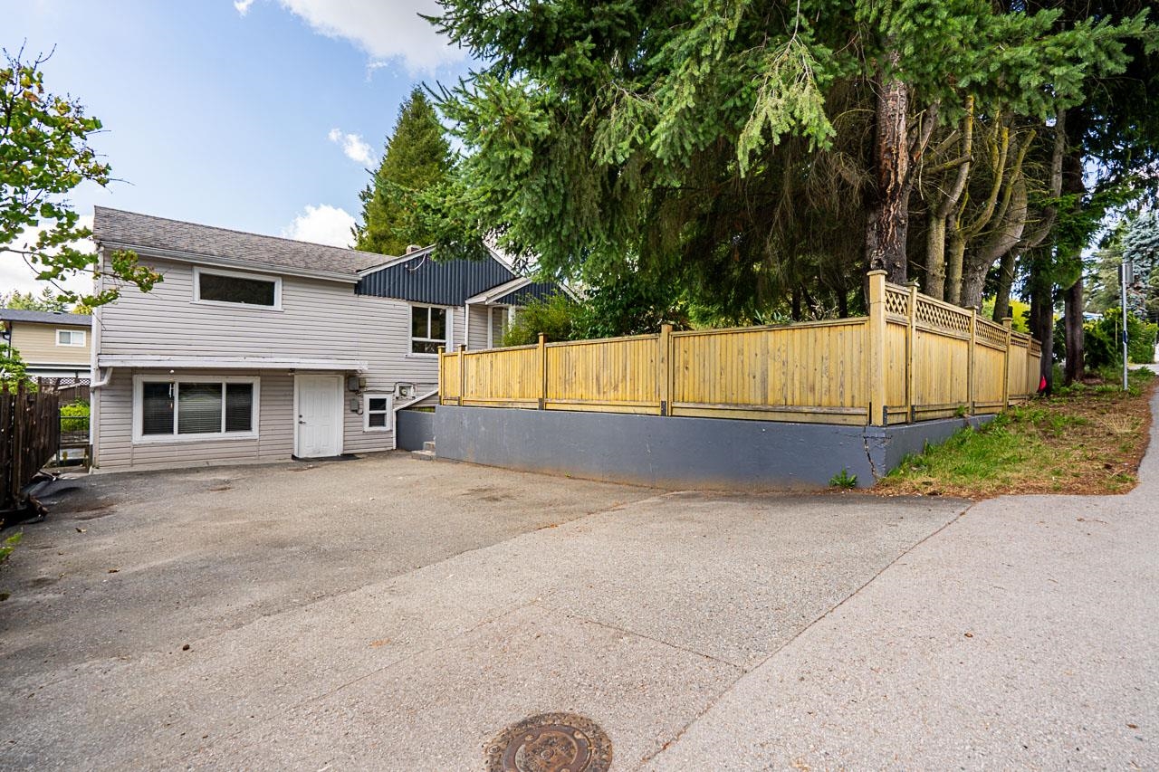 Additional image 2 of 9893 132 Street, Surrey, BC, V3T 3S7