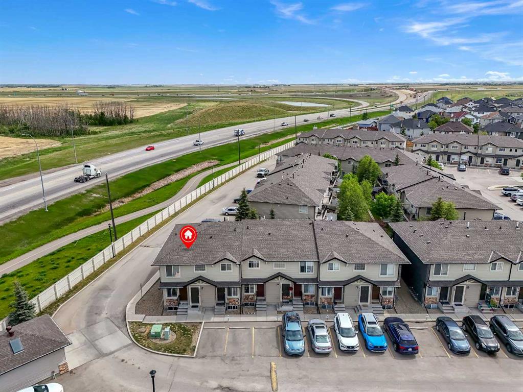 312 Saddlebrook Point NE, Calgary, AB, T3H3C7 photo 2