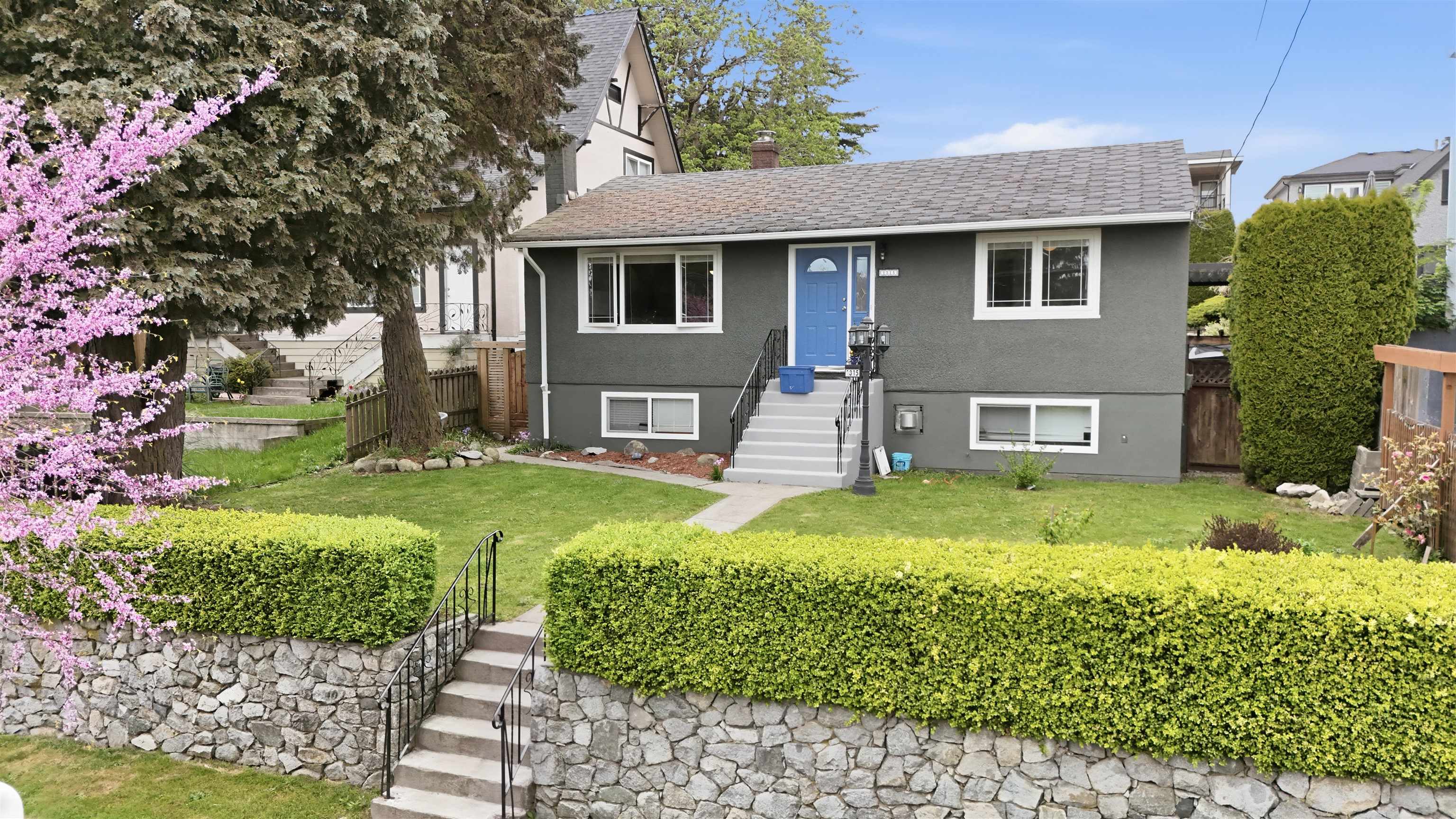1315 Eighth Avenue, New Westminster, BC, V3M 2S2