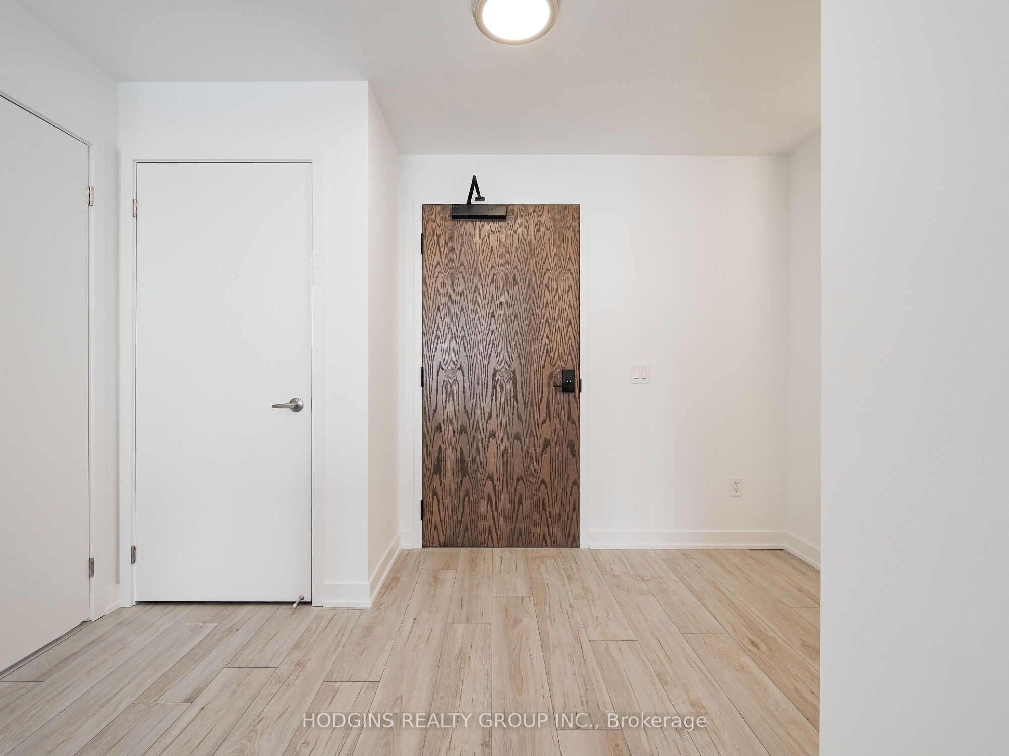 Additional image 3 of 1205-1035 Southdown Road, Mississauga, ON, L5J 0A2