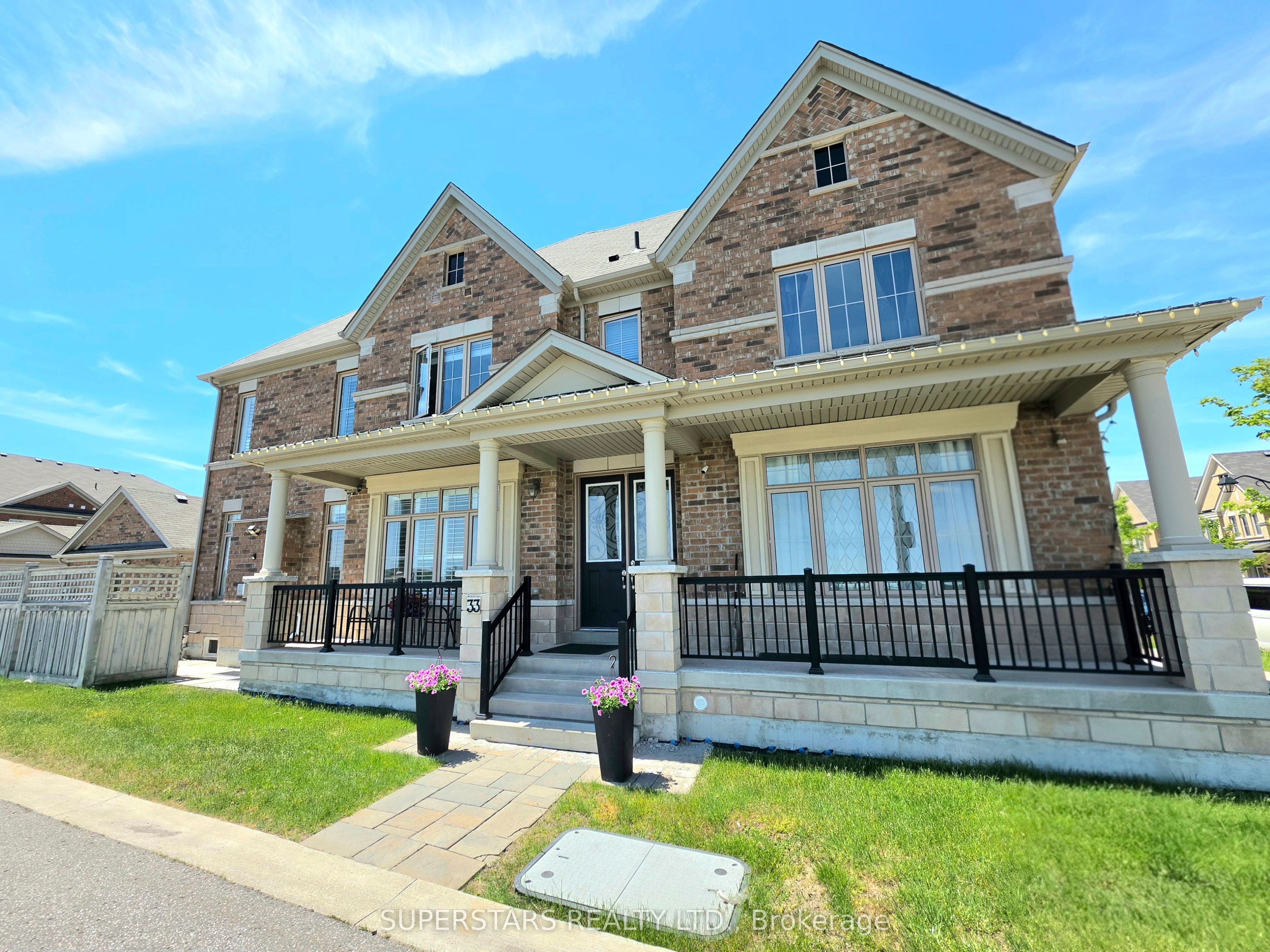 33 Tilbury Gate, Markham, ON, L6B 1M5