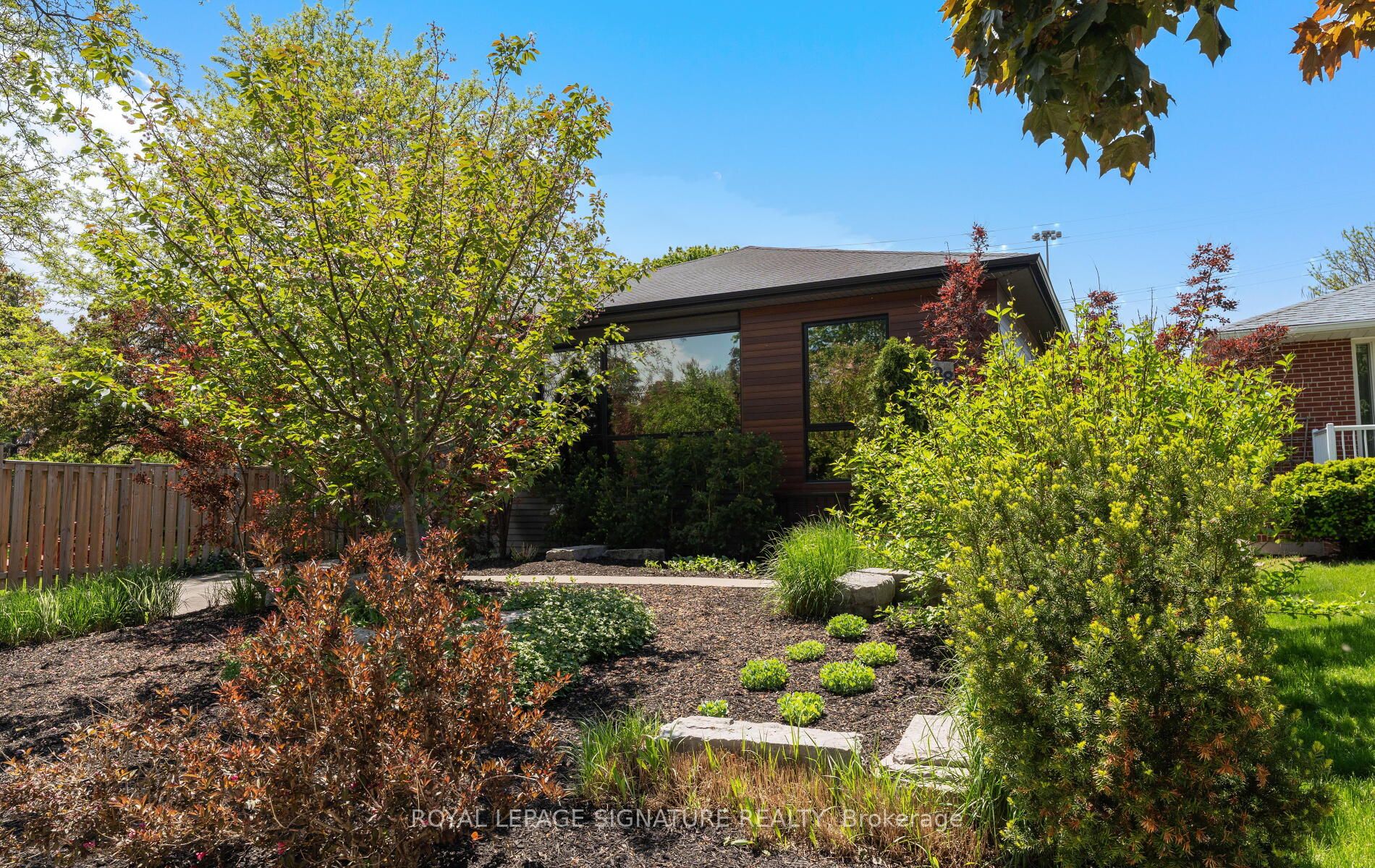 88 Beaver Bend Crescent, Toronto, ON, M9B 5R6 photo 3