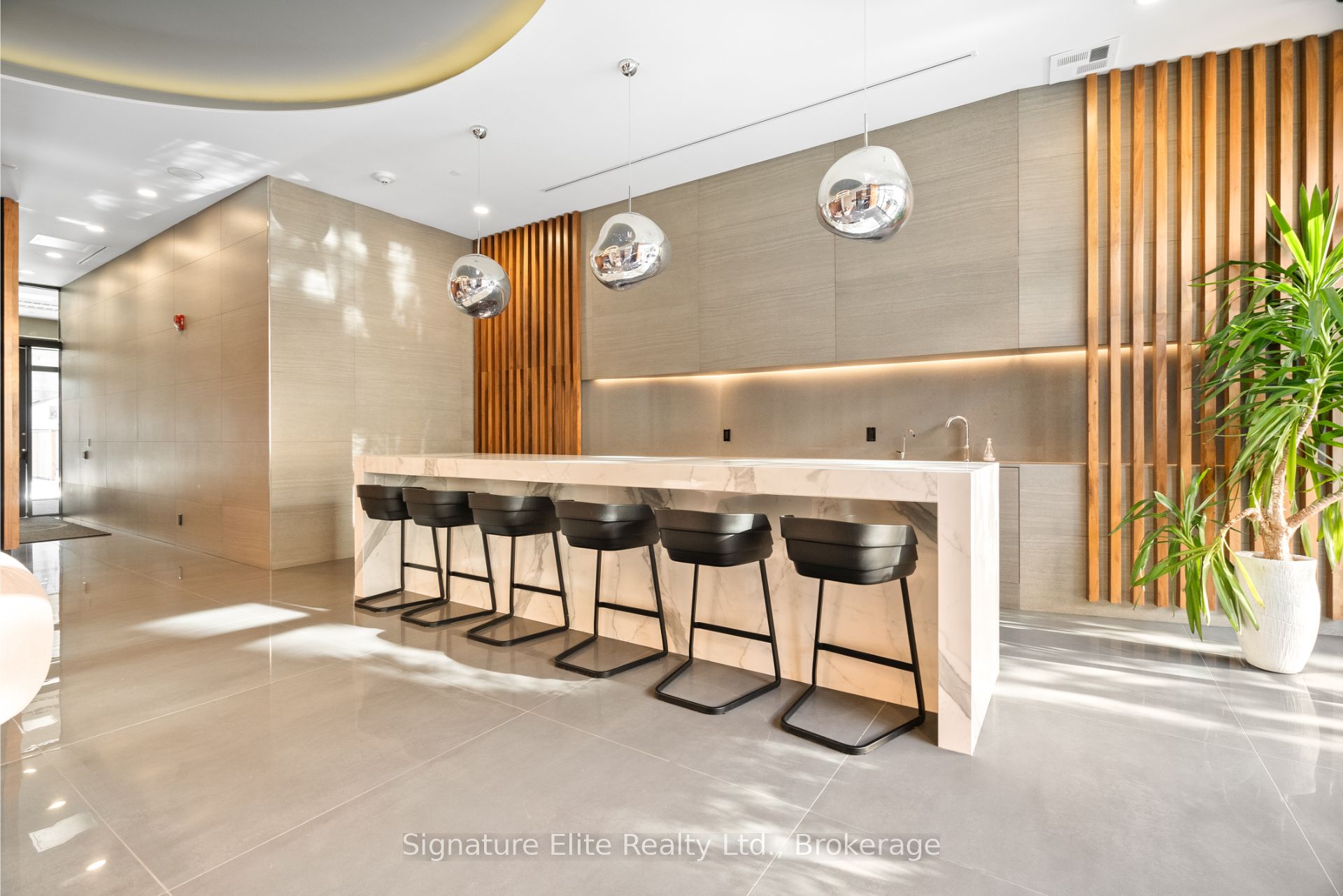Additional image 6 of 402-1075 Queen Street E, Toronto, ON, M4M 1K3