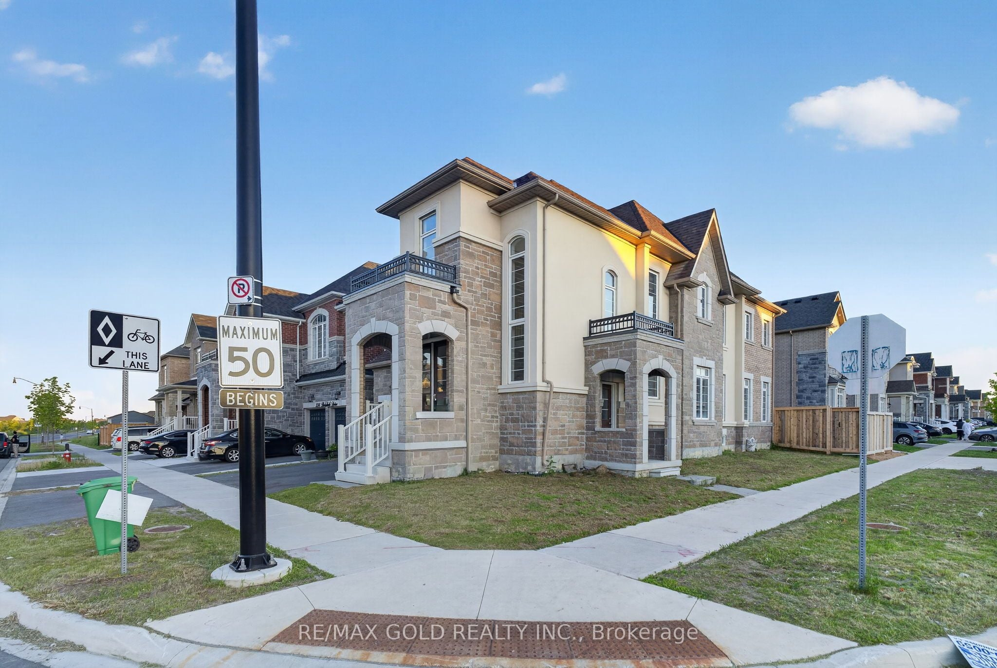 556 Brisdale Drive, Brampton, ON, L7A 0C3 photo 3