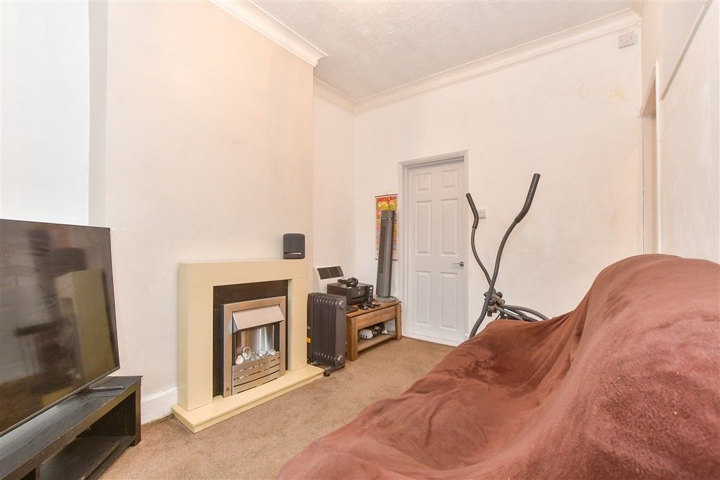 Studio for saleFonblanque Road, Sheerness, Kent ME12