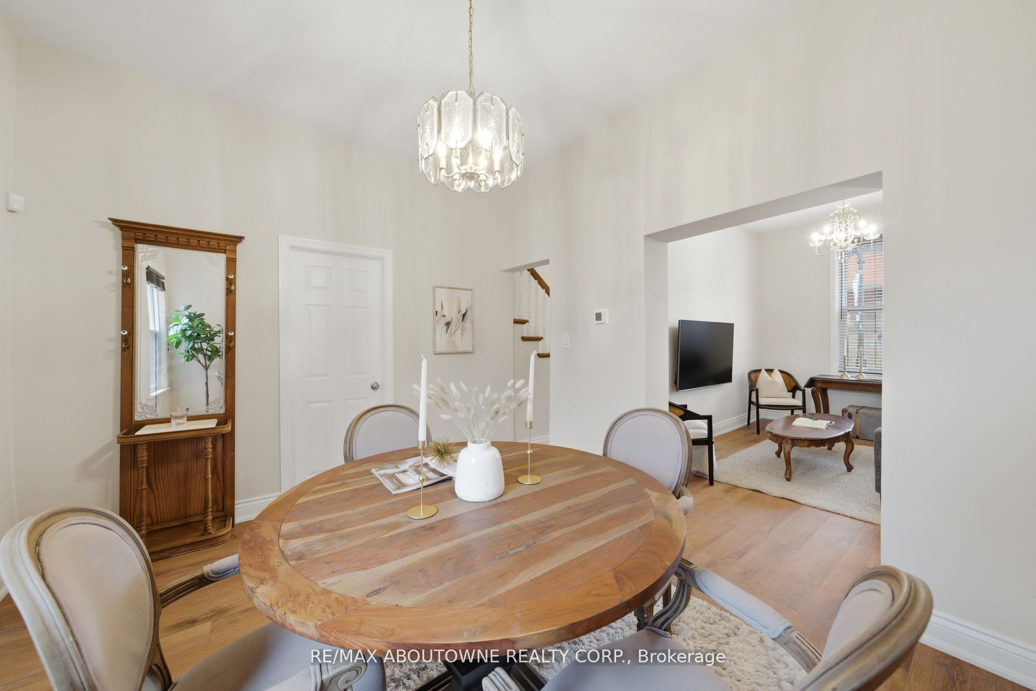 116 Bay Street N, Hamilton, ON, L8R 2P4
