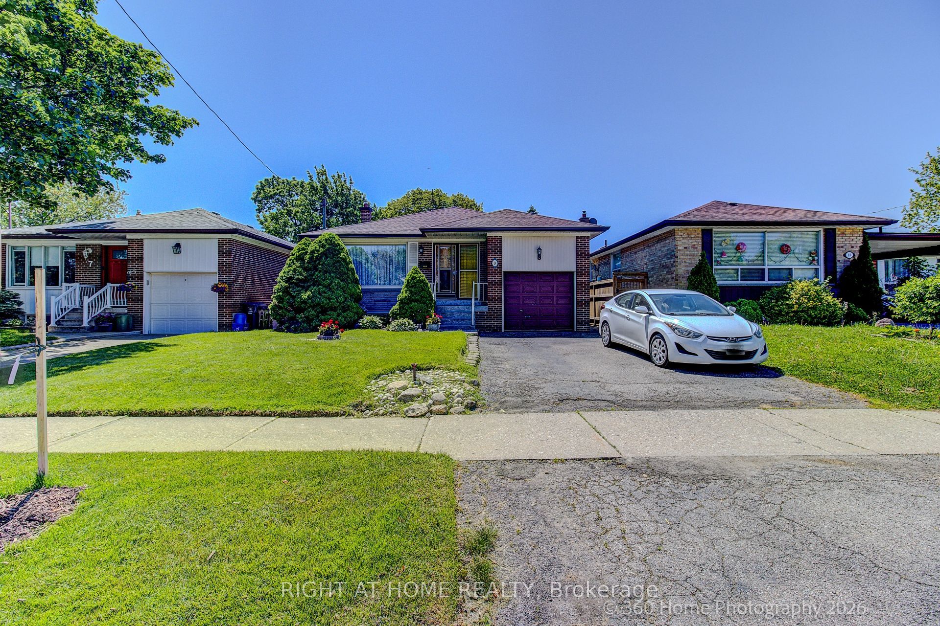 9 Stevenharris Drive, Toronto, ON, M9C 1T9 photo 2