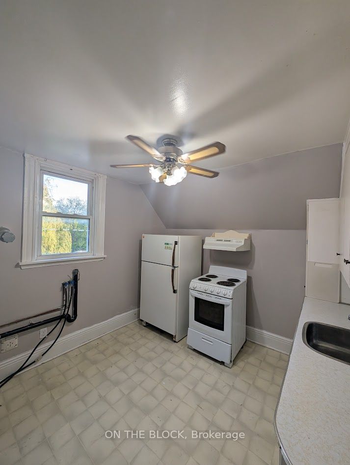 5B South Edgeware Road, St. Thomas, ON, N5P 2G8 photo 4