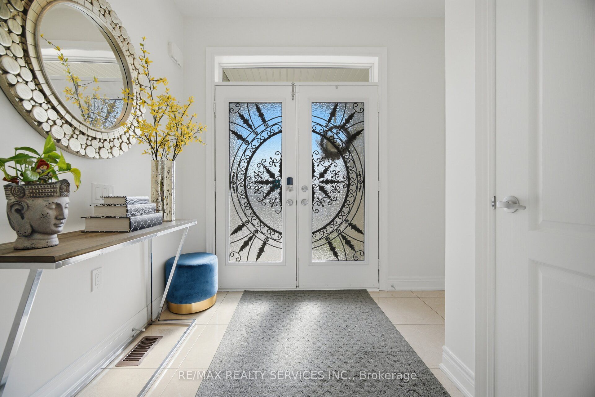 38 Blackberry Valley Crescent, Caledon, ON, L7C 3Z9 photo 3