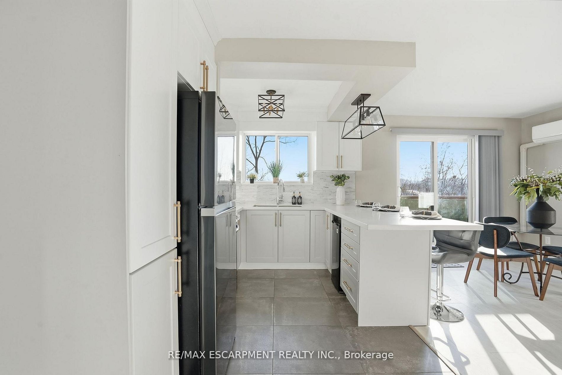 Additional image 3 of 38-2373 King Street E, Hamilton, ON, L8K 1X9