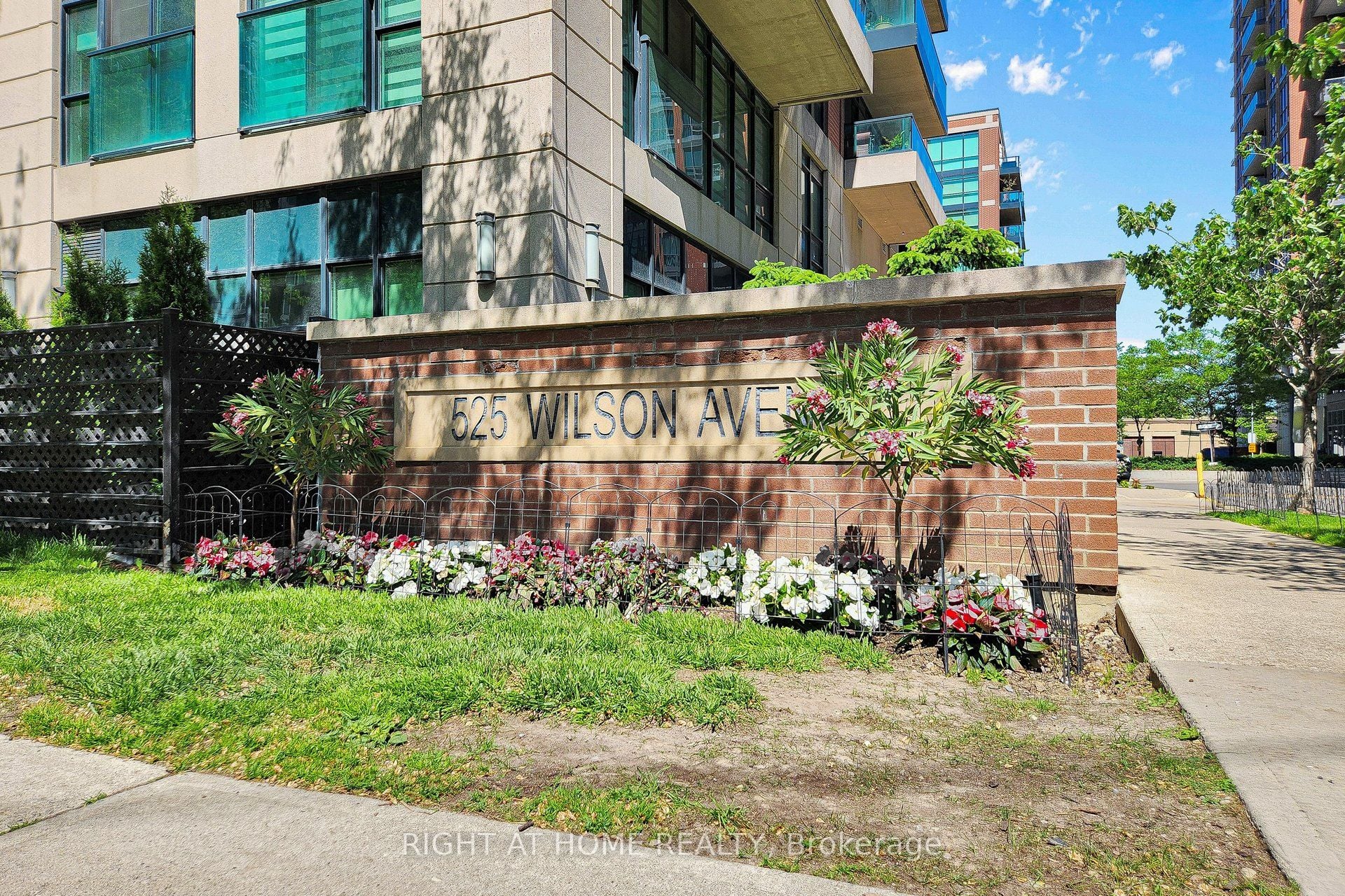 Additional image 3 of 326-525 Wilson Avenue, Toronto, ON, M3H 0A7
