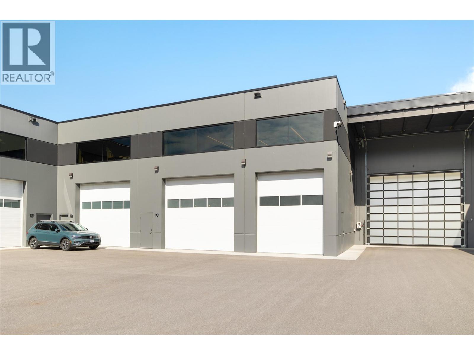 Additional image 3 of 19 (SL17)-2090 Matrix Crescent, Kelowna, BC, V1V0G5