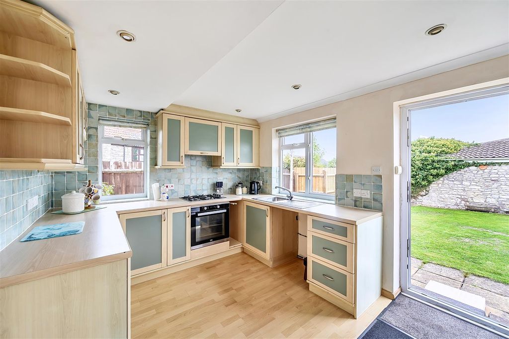Additional image 2 of 3 bed bungalow for saleWelton Grove, Midsomer Norton, Radstock BA3