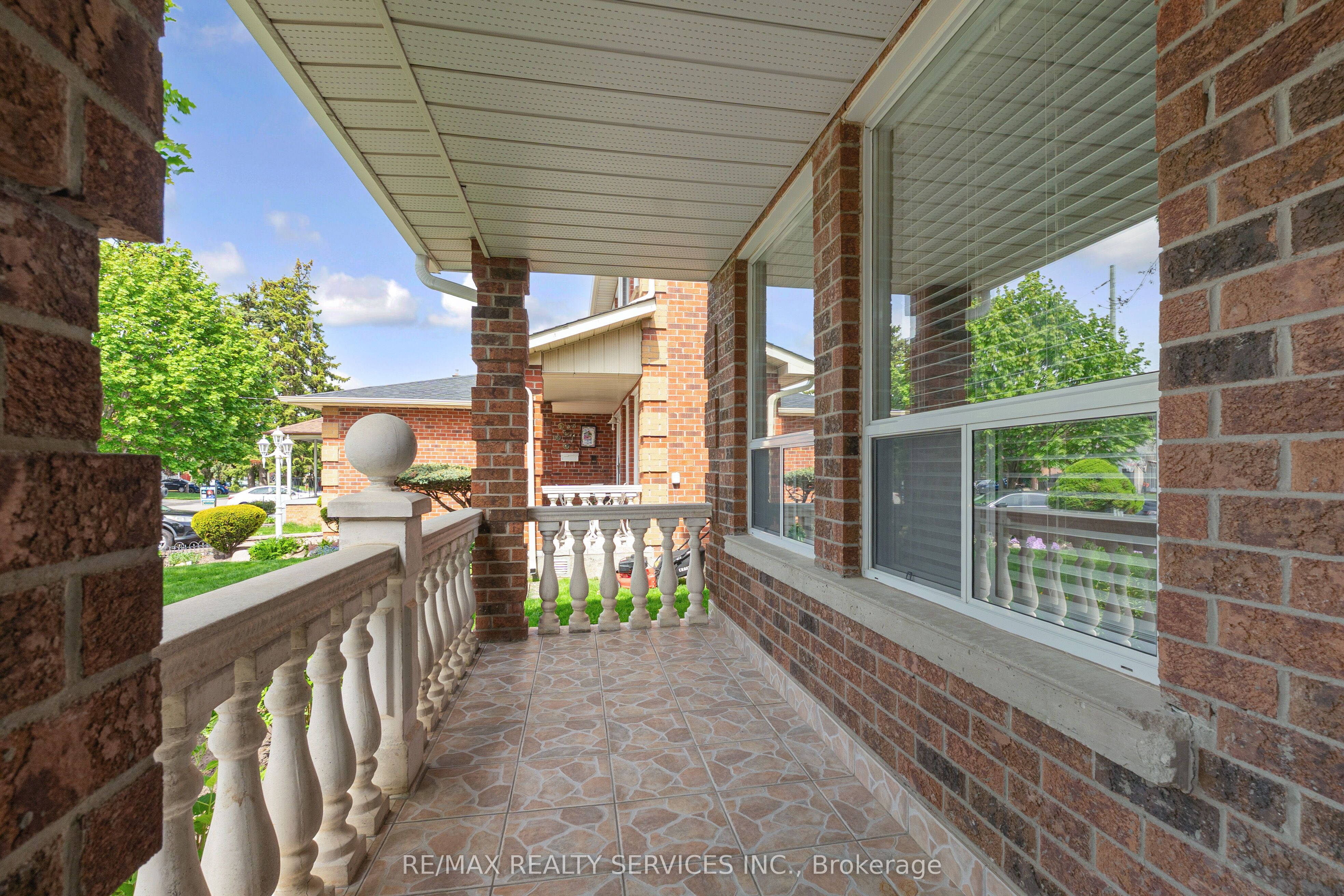 29 Chestnut Avenue, Brampton, ON, L6X 2A6 photo 4
