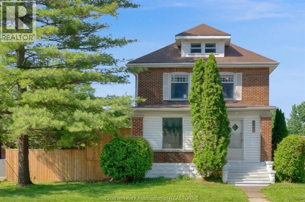 448 Queen Street, Chatham, ON, N7M2J3