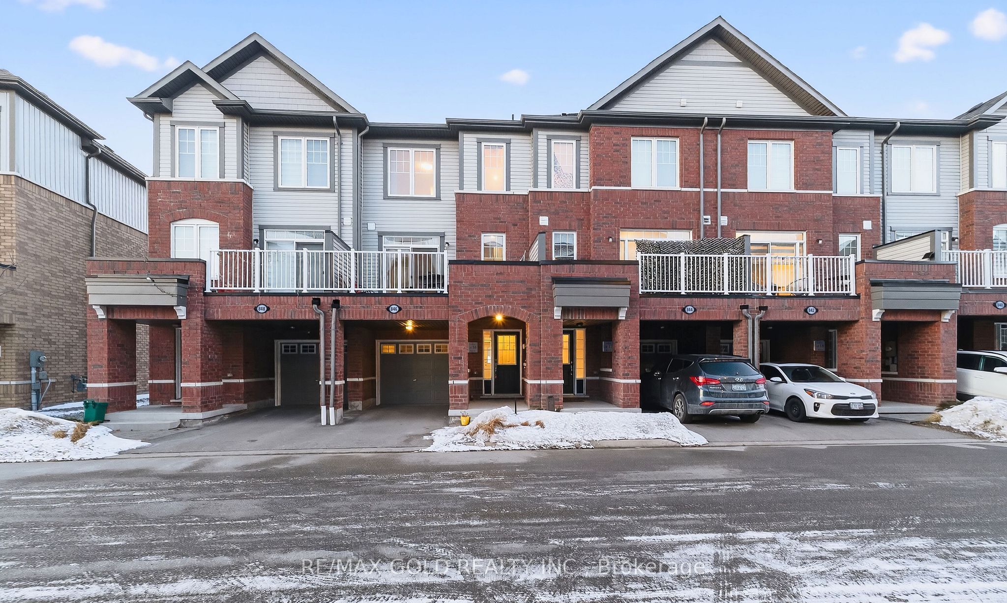 846 Atwater Path, Oshawa, ON, L1J 0E8