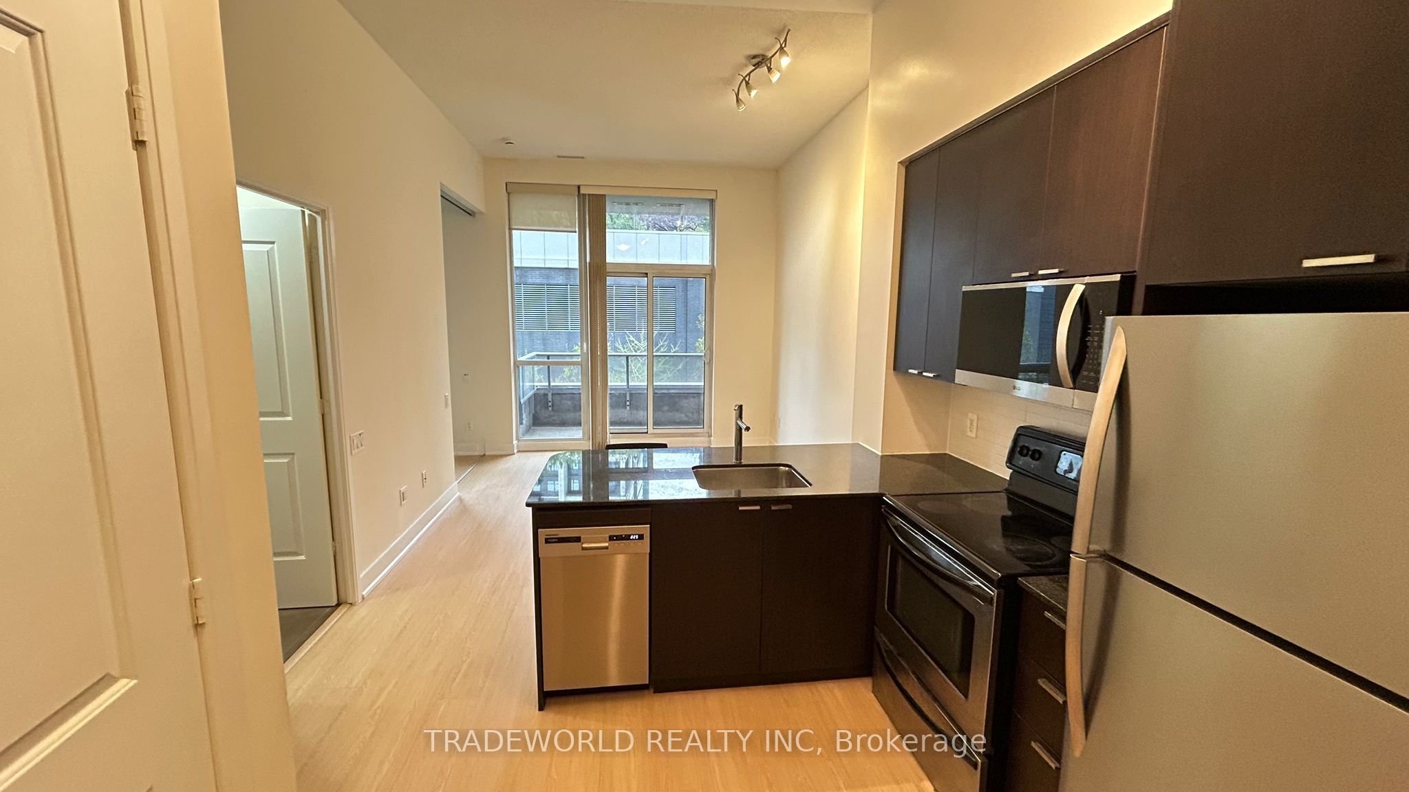 301-23 Sheppard Avenue E, Toronto, ON, M2N 0C8 photo 2