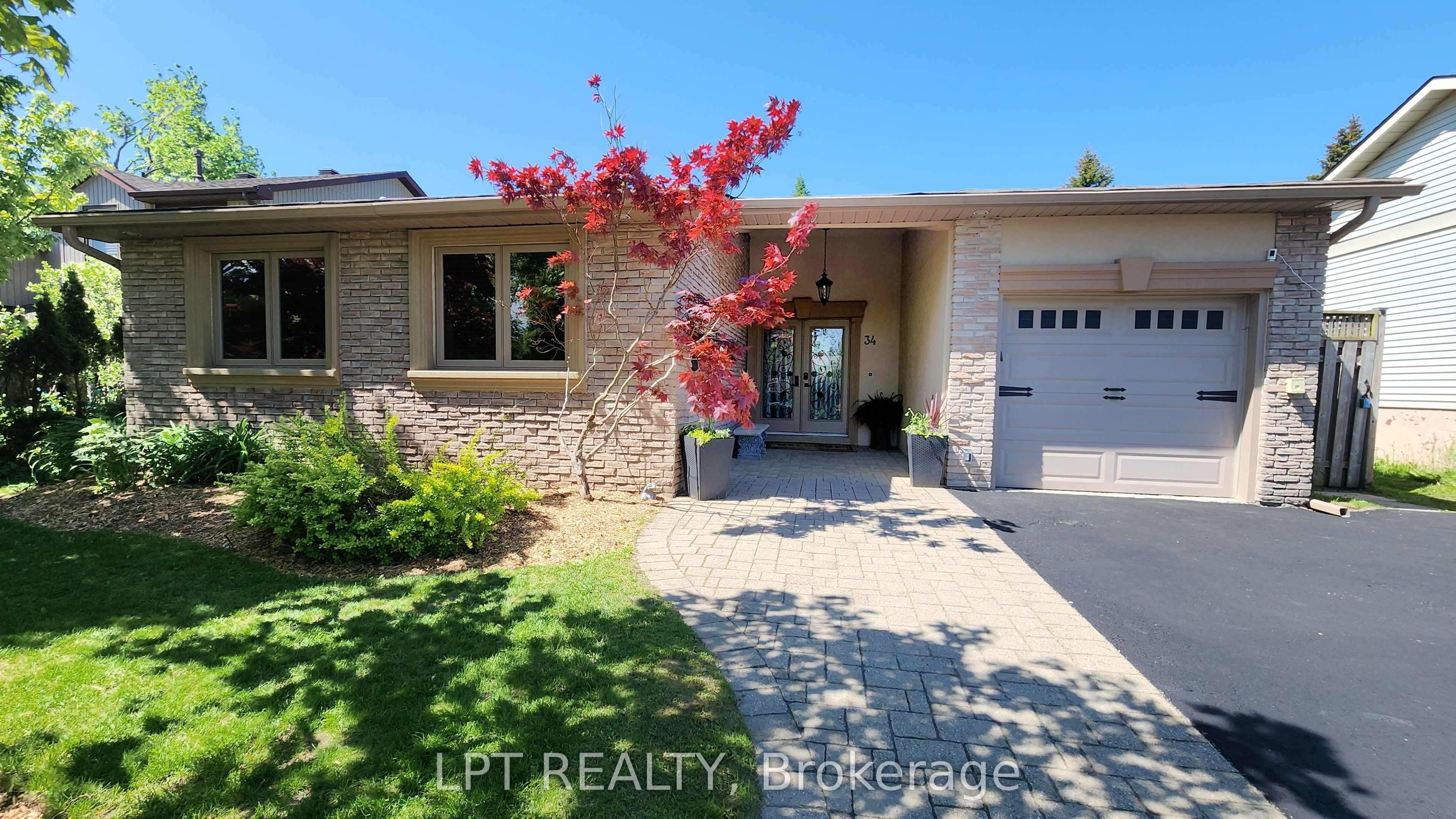 34 Noam Drive, Barrie, ON, L4N 4P1