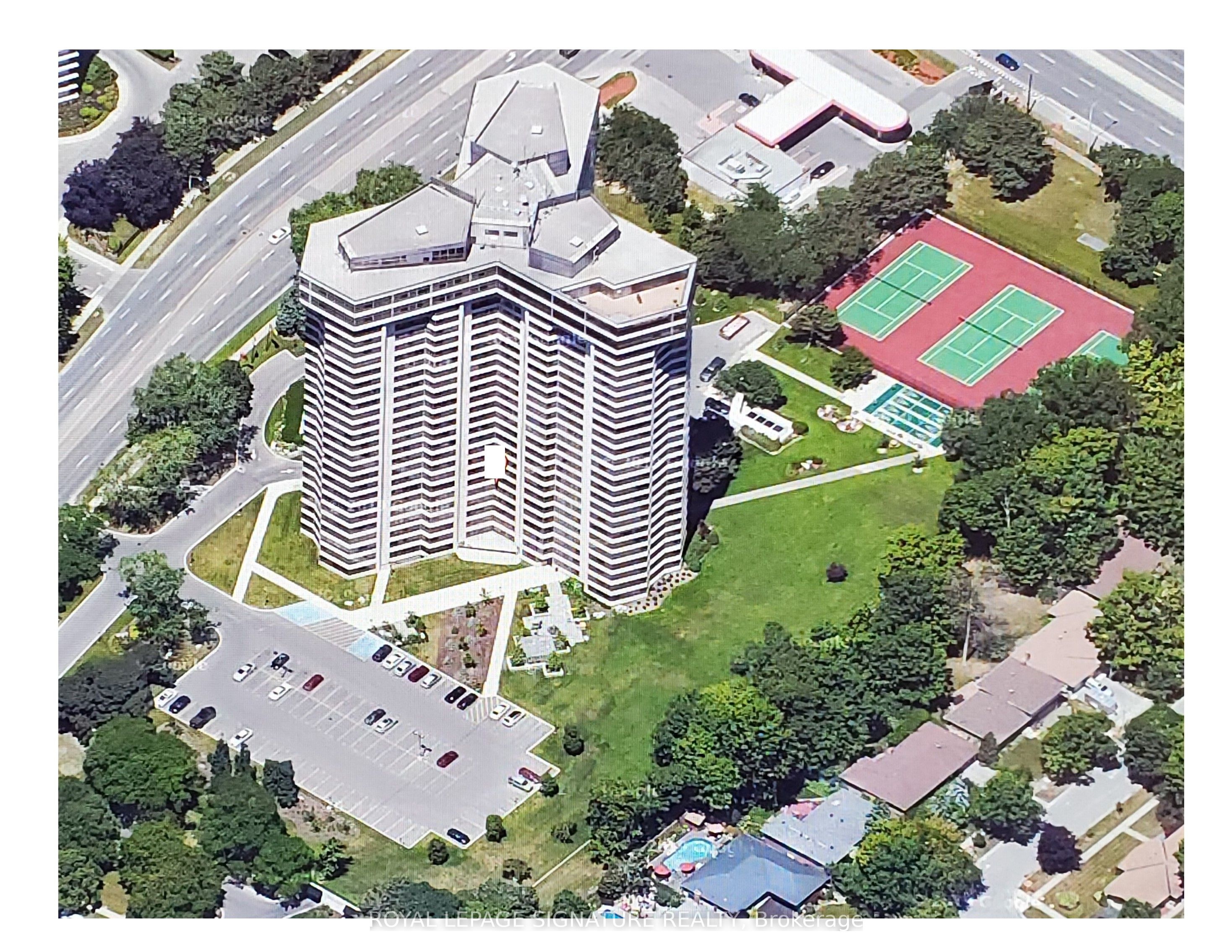 803-1300 Bloor Street, Mississauga, ON, L4Y 3Z2