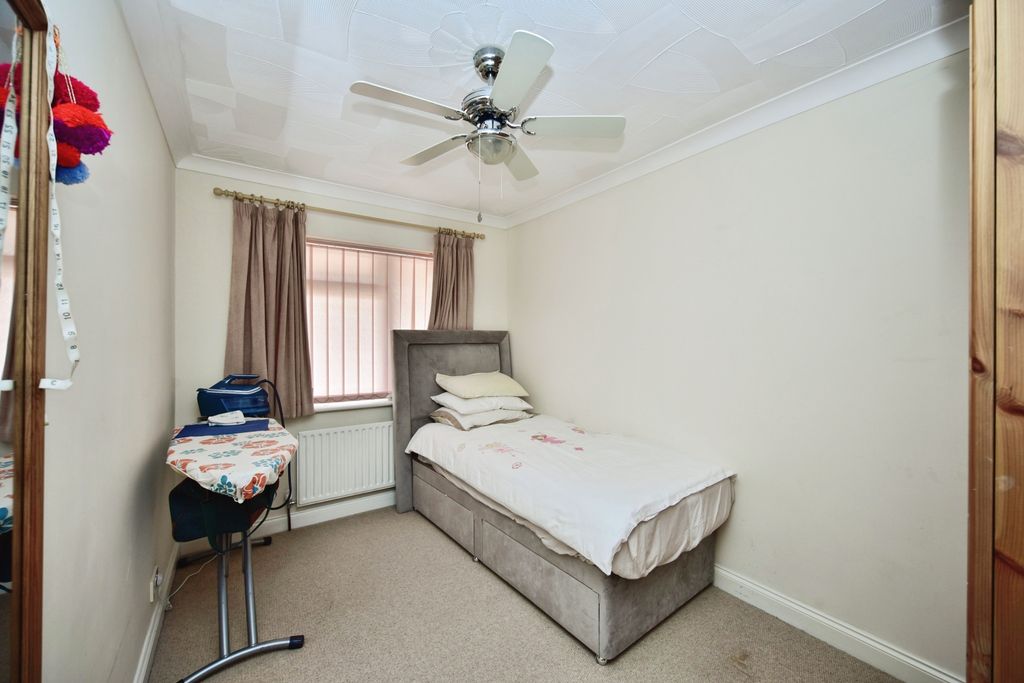 Additional image 14 of 4 bed detached bungalow for saleHigham Road, Rochester ME3