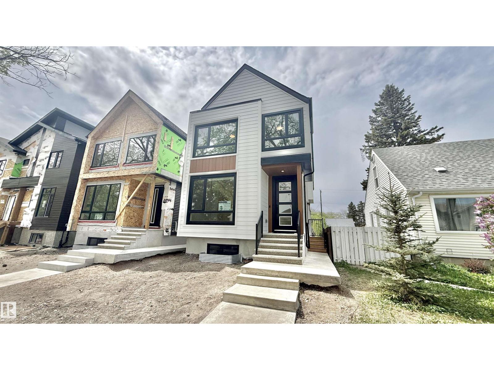 11712 122 Street NW, Edmonton, AB, T5M0C3