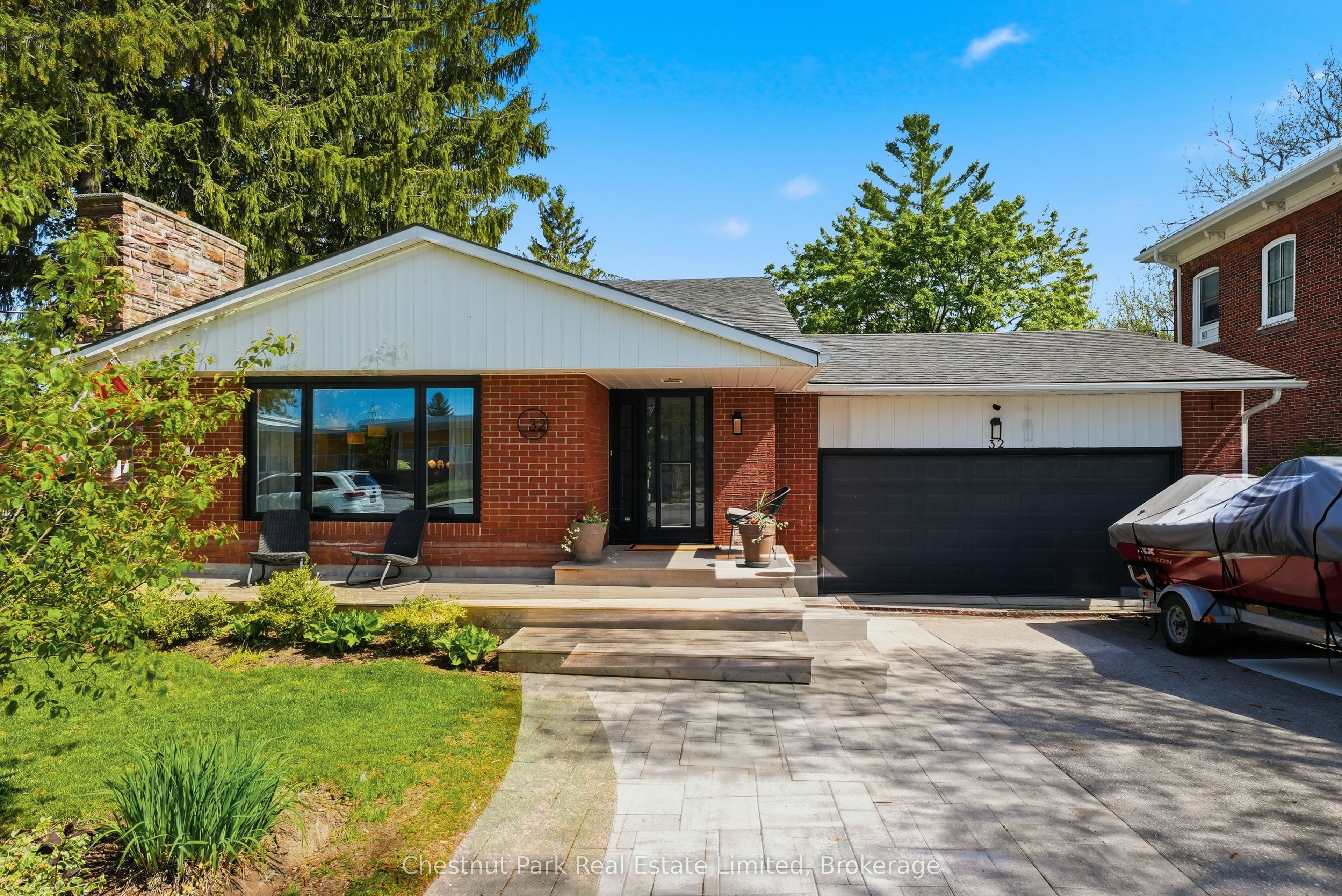 32 Barker Street, Prince Edward County, ON, K0K 2T0