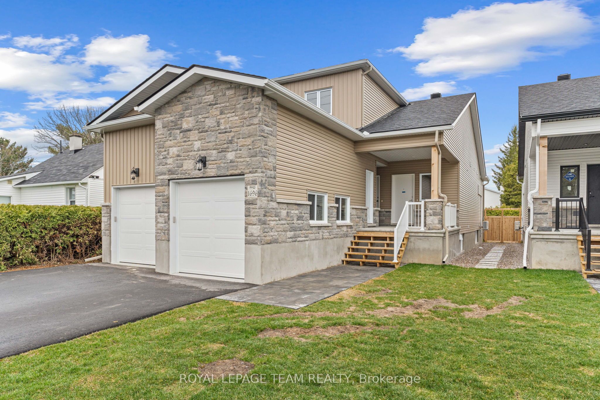 Additional image 2 of 2-1694 Belcourt Boulevard, Ottawa, ON, K1C 1M4