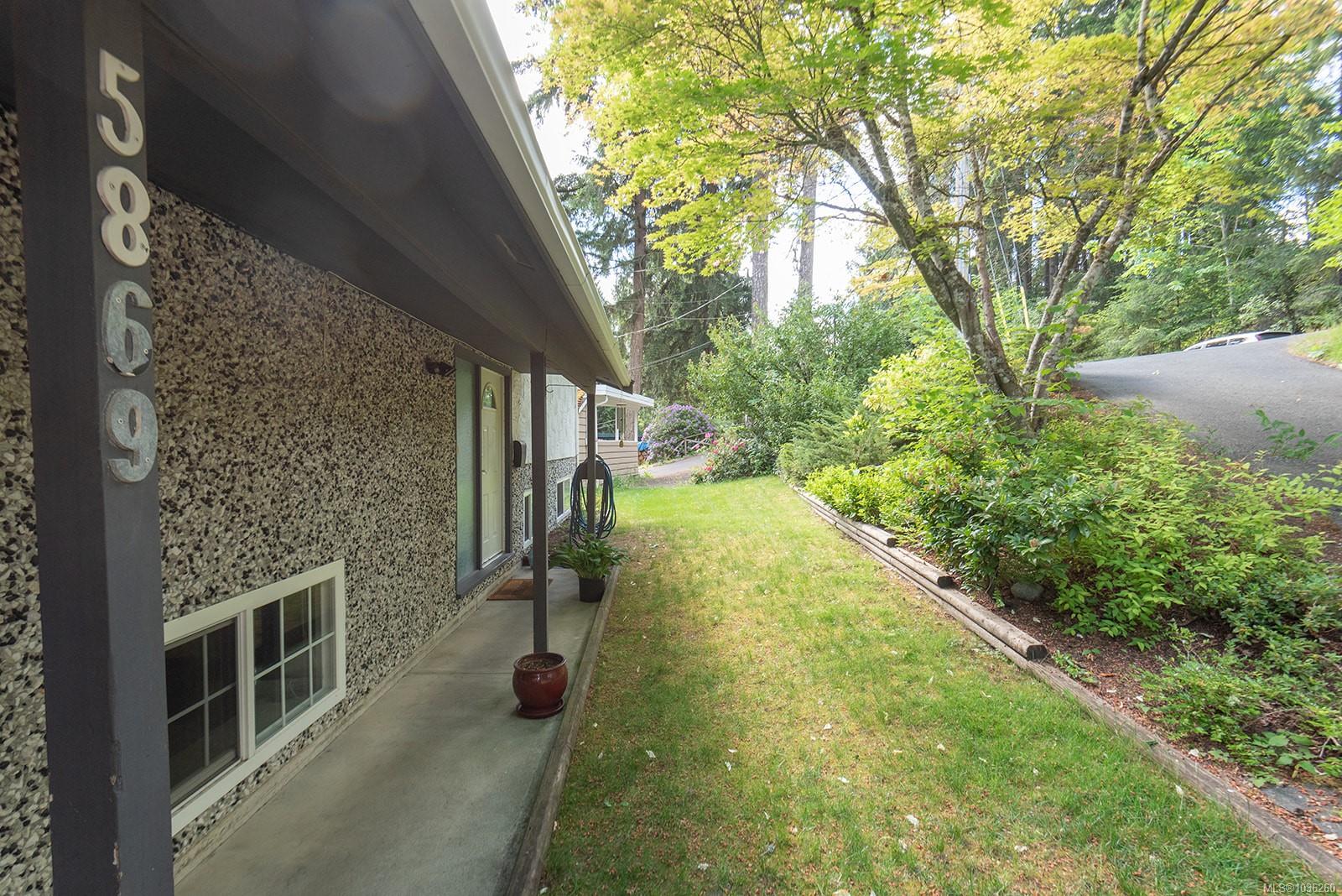 5869 Upland Avenue, Duncan, BC, V9L 1L9 photo 2