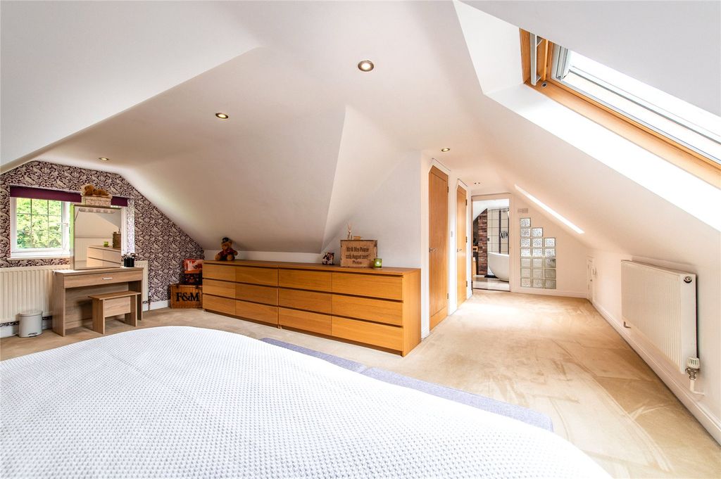 Additional image 11 of 5 bed detached house for saleNashenden Lane, Rochester, Kent ME1