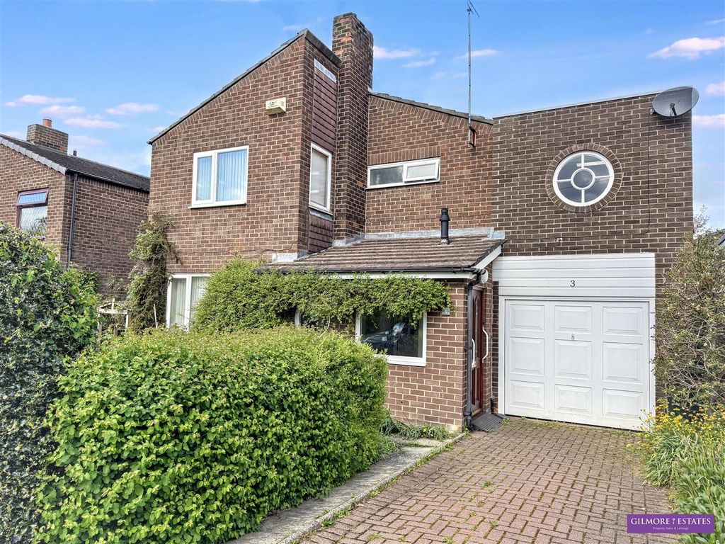 3 bed detached house for saleHall Farm Close, Stocksfield NE43