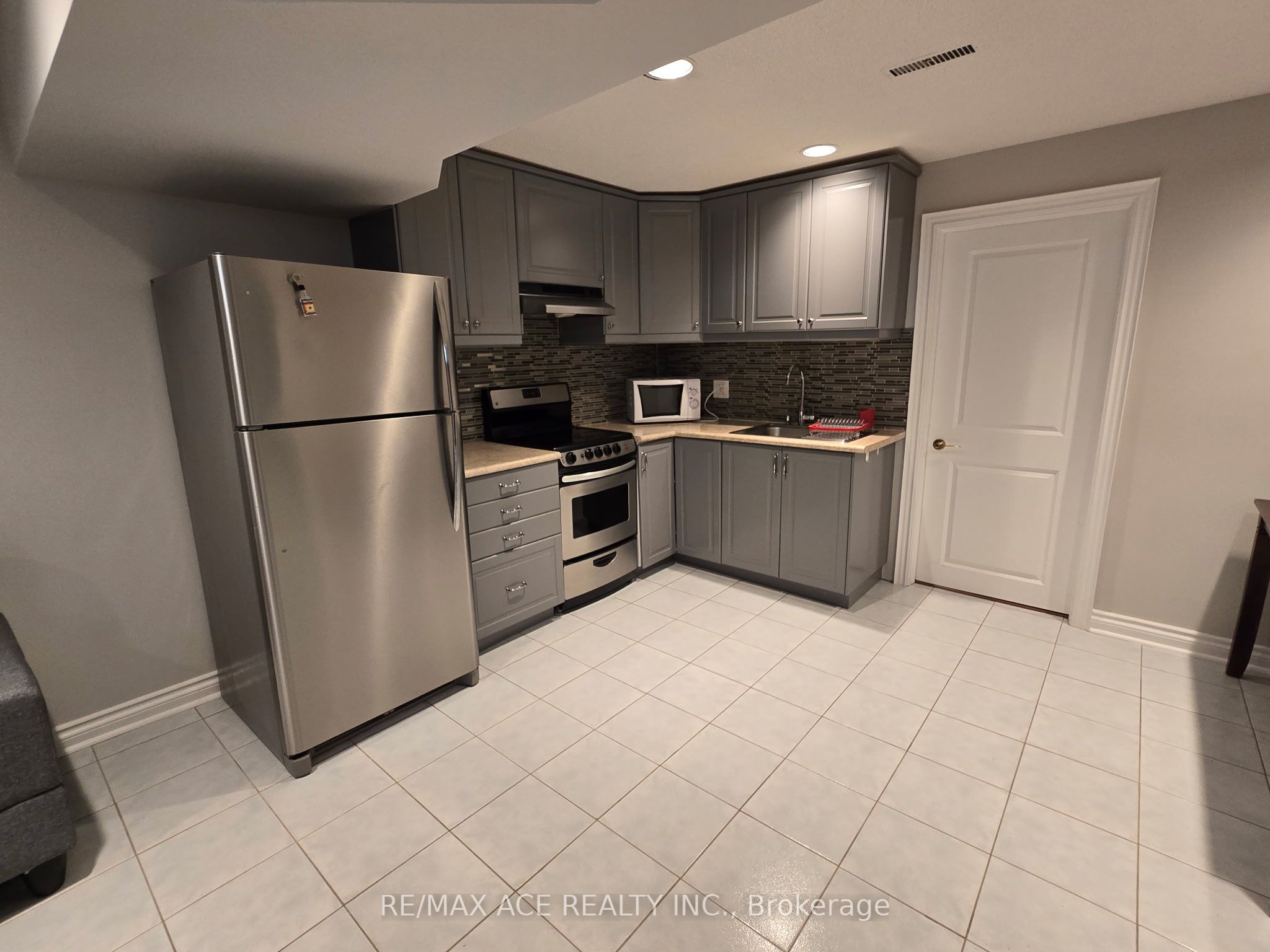 BSMT-25 Pilkington Crescent, Vaughan, ON, L4J 7J5 photo 5